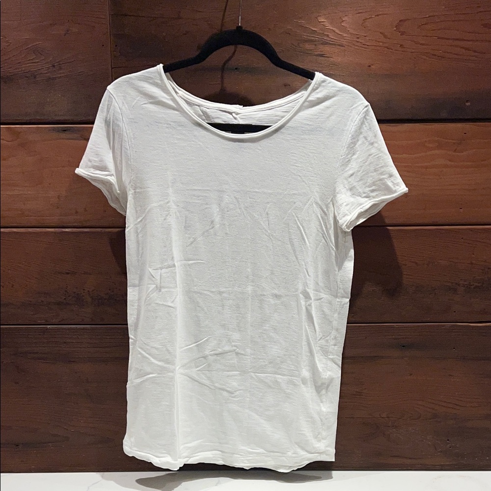 🔥‼️Divided Classic White Short Sleeve Tee‼️🔥